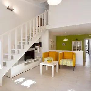 https://le-case-di-ninetta-casa-vacanza-casmene.sicilyhotelsitaly.net